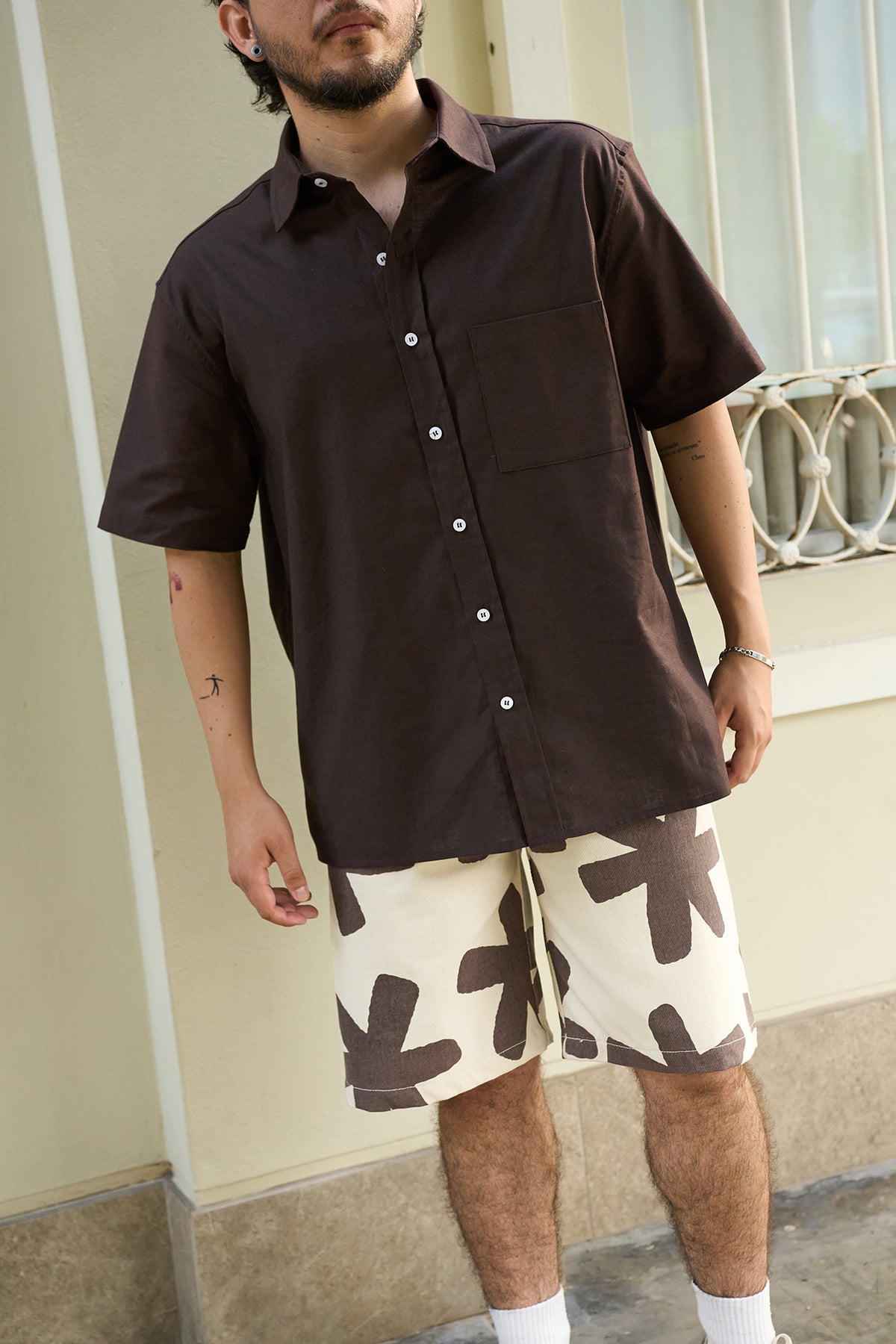 Camisa Kai Chocolate